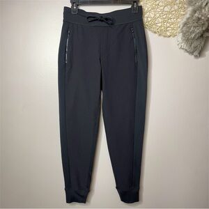 Athleta High Rise Headlands Hybrid Trek Jogger (black) - 2